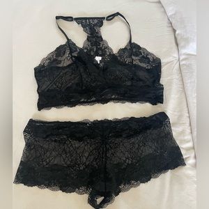 Plus size two piece lingerie